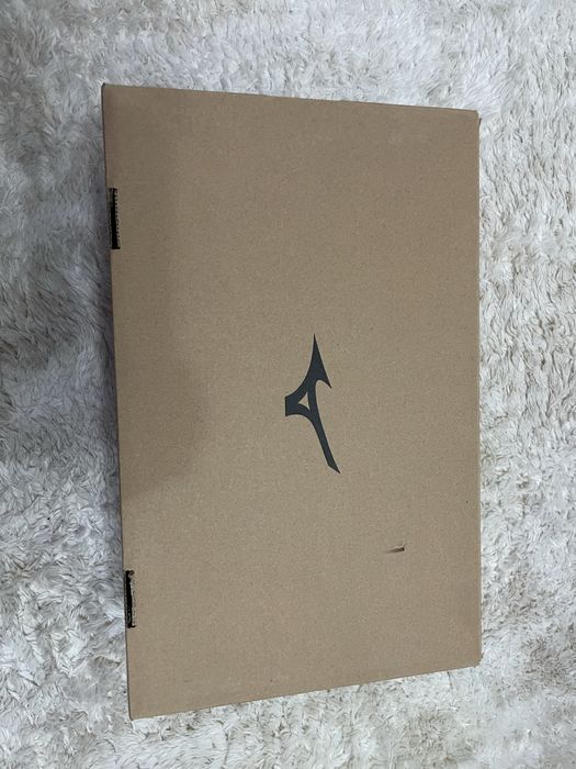 Бутонки Mizuno черни