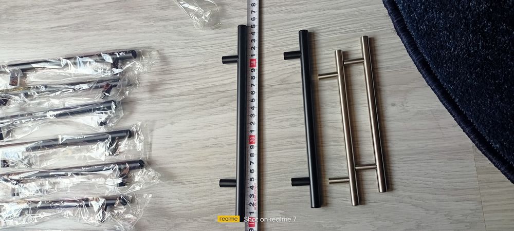 Дръжки за мебели, кухни