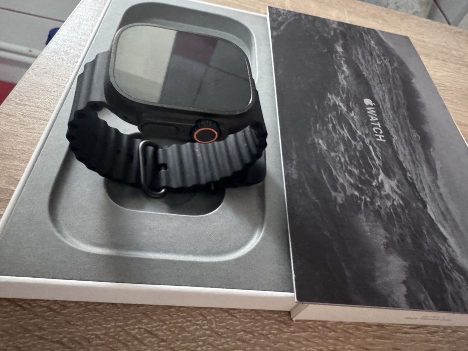 Apple watch ultra 2 black titanium