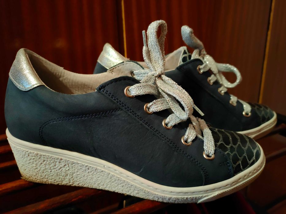 Дамски обувки нови, на s.Oliver, на Skechars