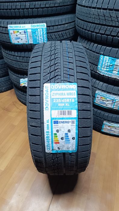 235/45R18  DOVROAD
