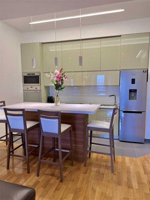 Дава се под наем Двустаен апартамент в Пловдив, Гагарин - 64 кв.м за 336.6 € - Снимка #3