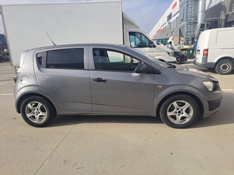 Chevrolet aveo 2012