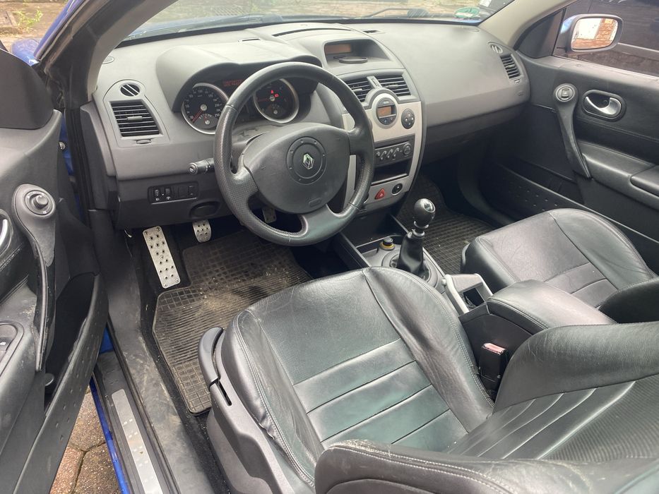 Piese/accesorii Renault megane 2 1.9dci an:2006 E4