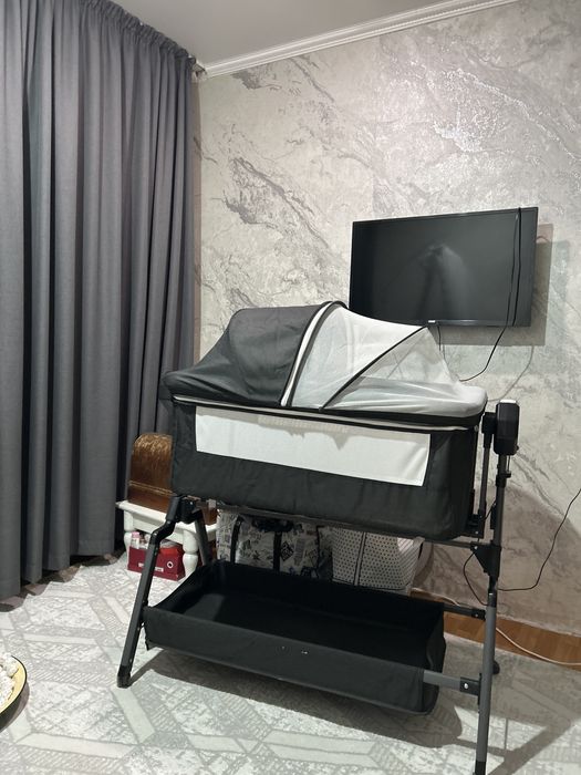 Продам кроватку качалку