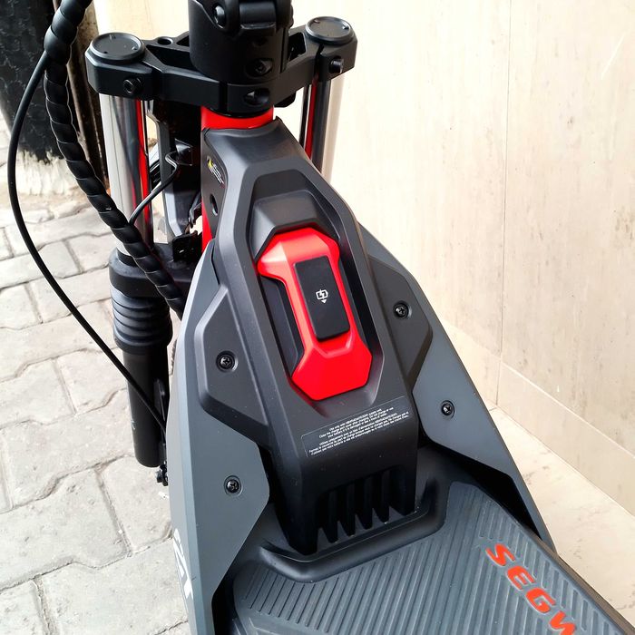 Електрически скутер-Segway ZT3 Pro