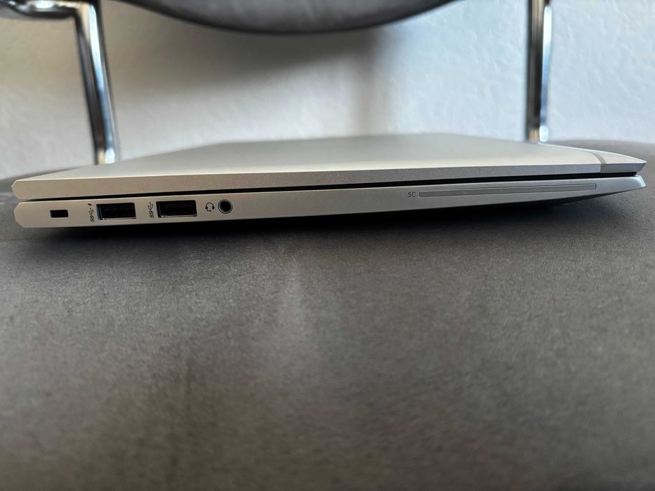 HP Elitebook 830 G8 Перфектен!