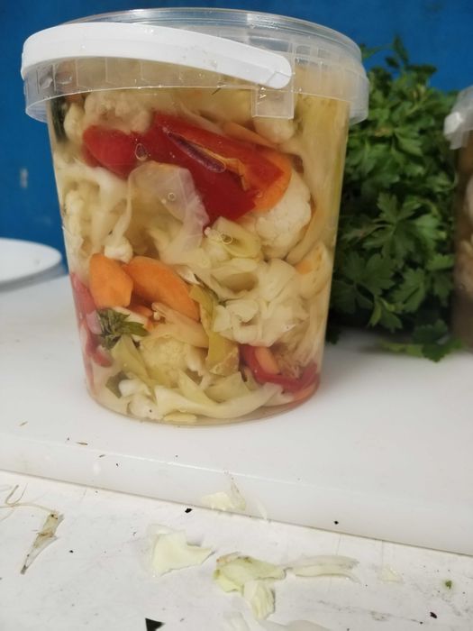 Домашно приготвени туршии