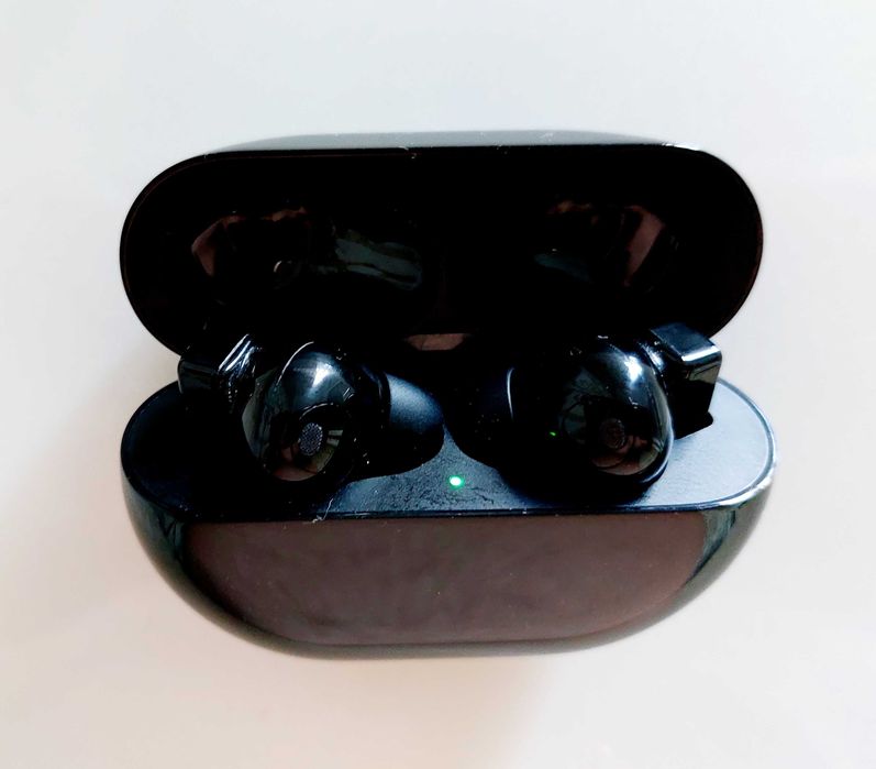 Продам наушник беспроводной HUAWEI