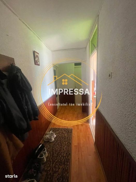 Se vinde apartament 2 camere decomandat etaj 3 str Iacob zadik 54.900e