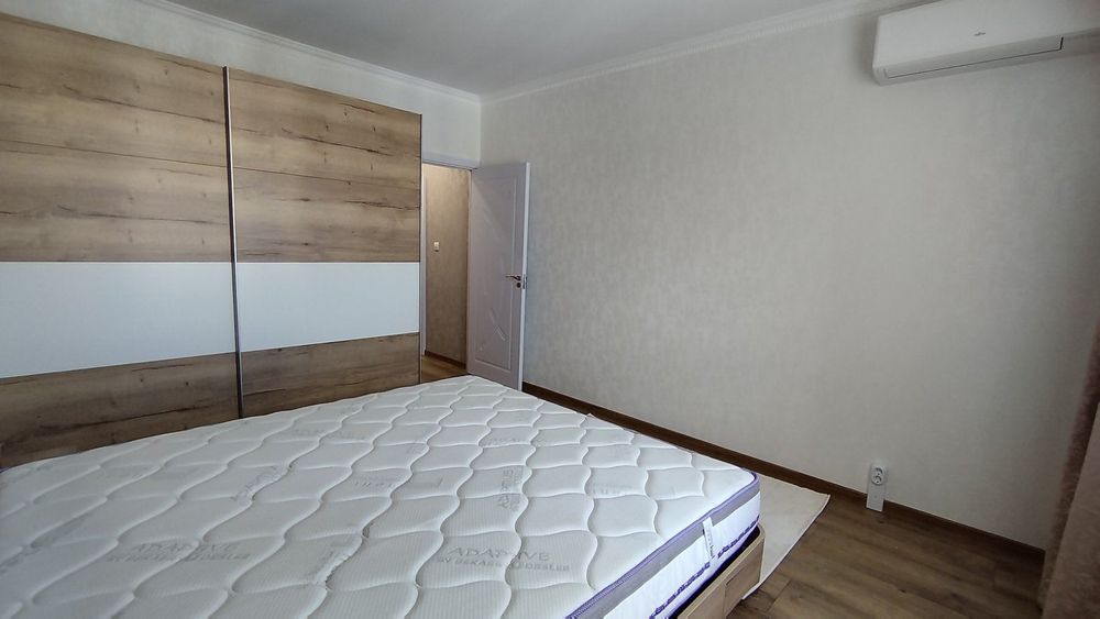 Продава се Тристаен апартамент в София, Модерно предградие - 92 кв.м за 1837 €/кв.м - Снимка #10