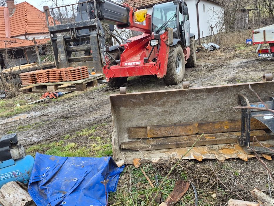 Inchiriez lucrari cu manitou incarcator telescopic 18m