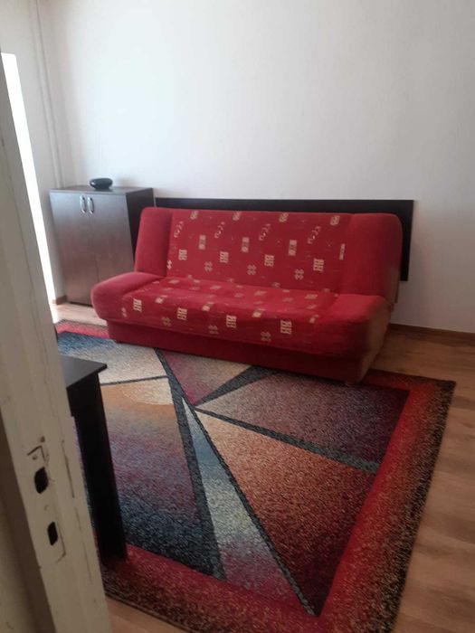 Garsoniera de inchiriat