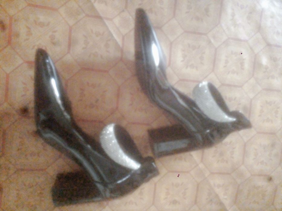 Туфли лакированные