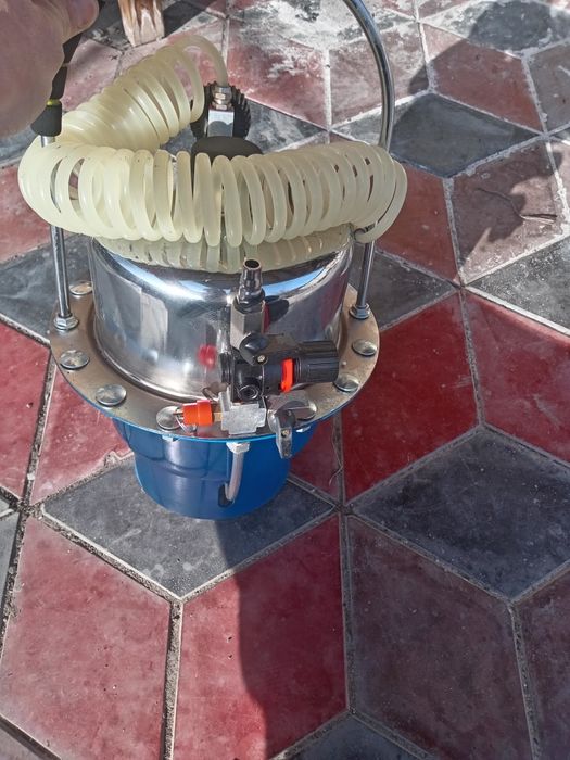 Аппарат для прокачки тормозов