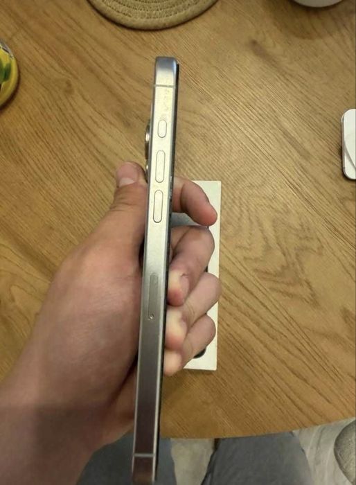 Продаю iPhone 15 pro max