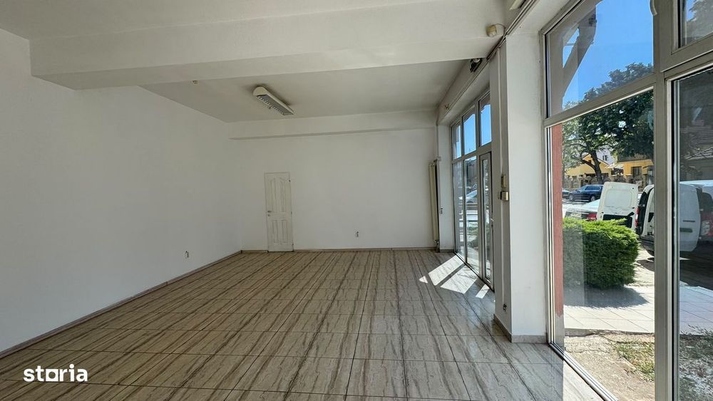 Spațiu comercial de închiriat, zona Ioșia