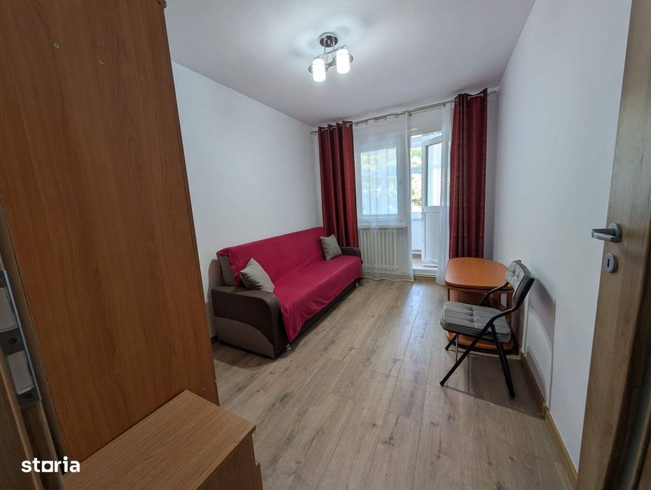 Prima inchiriere! Apartament renovat de 3 camere, COPOU-UAIC