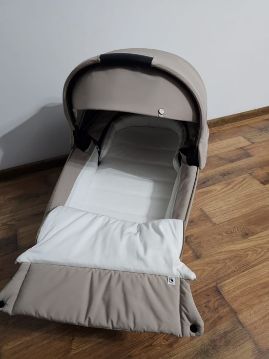 Vând landou Cybex Platinum Priam- Nou