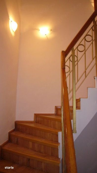 Unirii/duplex/4 camere/birouri/terasa inchisa