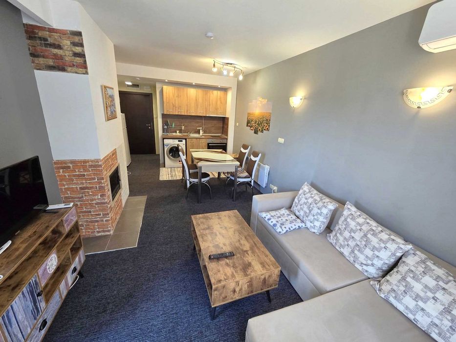 Дава се под наем Двустаен апартамент в Банско - 70 кв.м за 348.84 € - Снимка #1