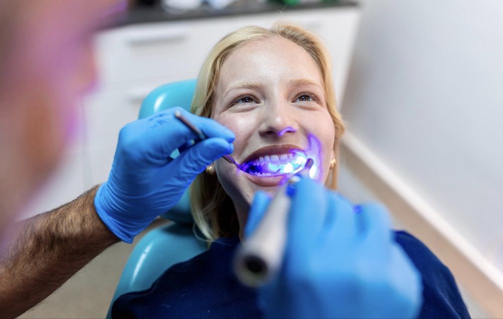 Futura 2400 – LED лампа за естетично избелване на зъби