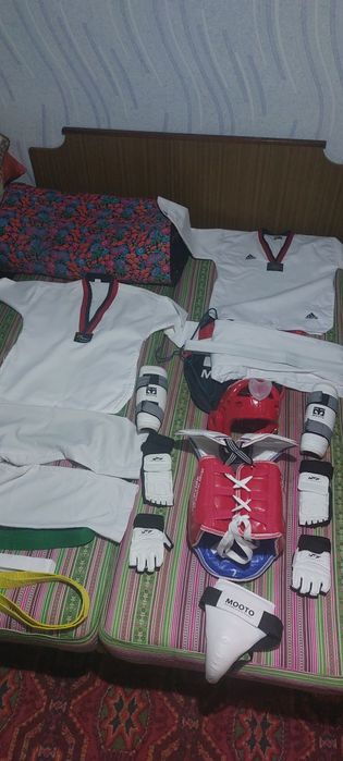 Кимано и экипировка в комплекте