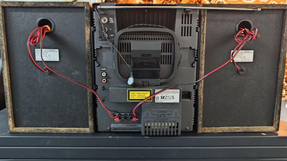 Combina audio SONY FH B77