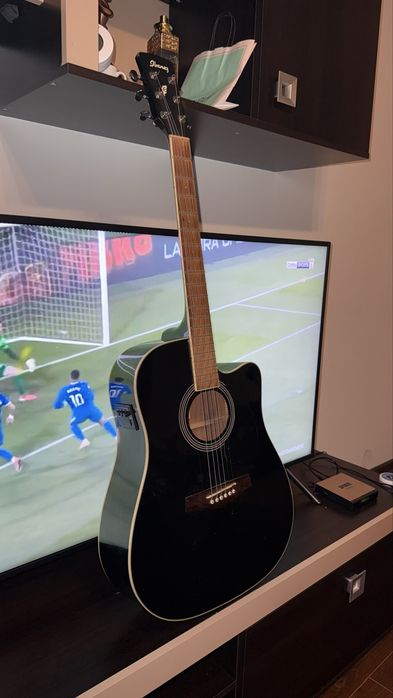 Chitară Ibanez model electro