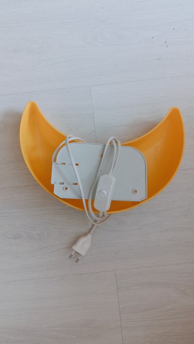 Продам светильник икея