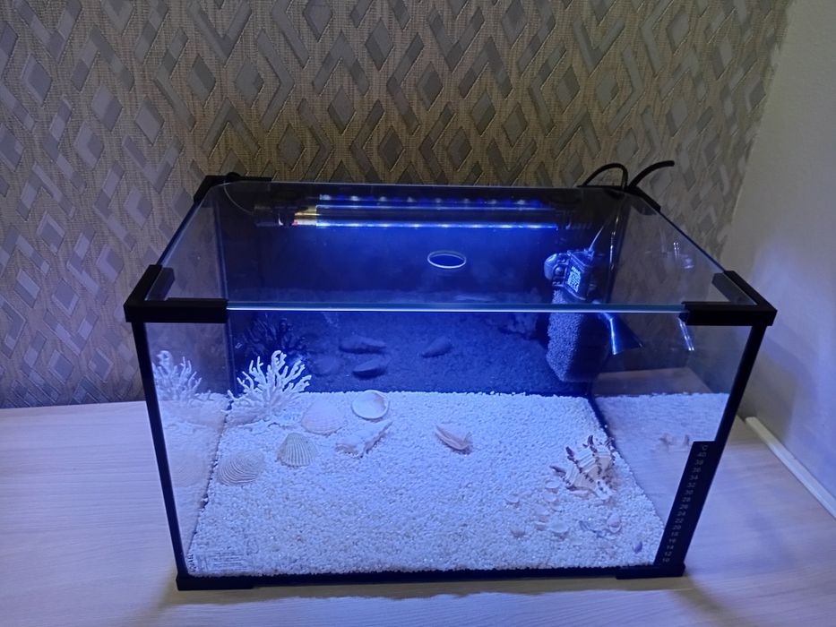 Продам аквариум aquael