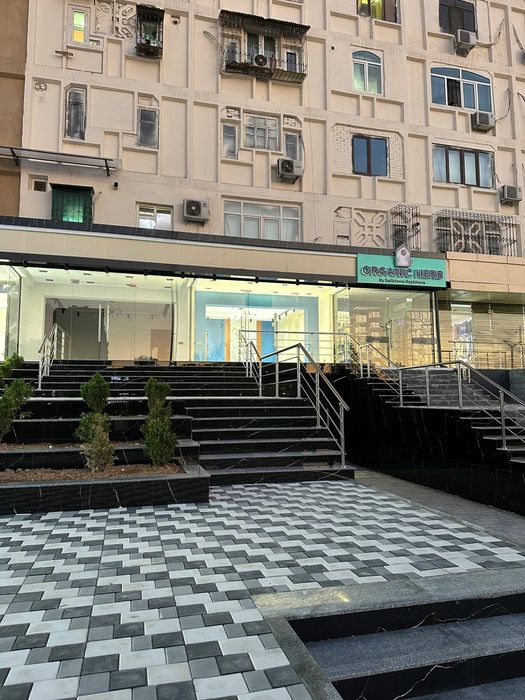 Продажа коммерческого помещения 70 м² у метро Гафур Гулям — 1 линия