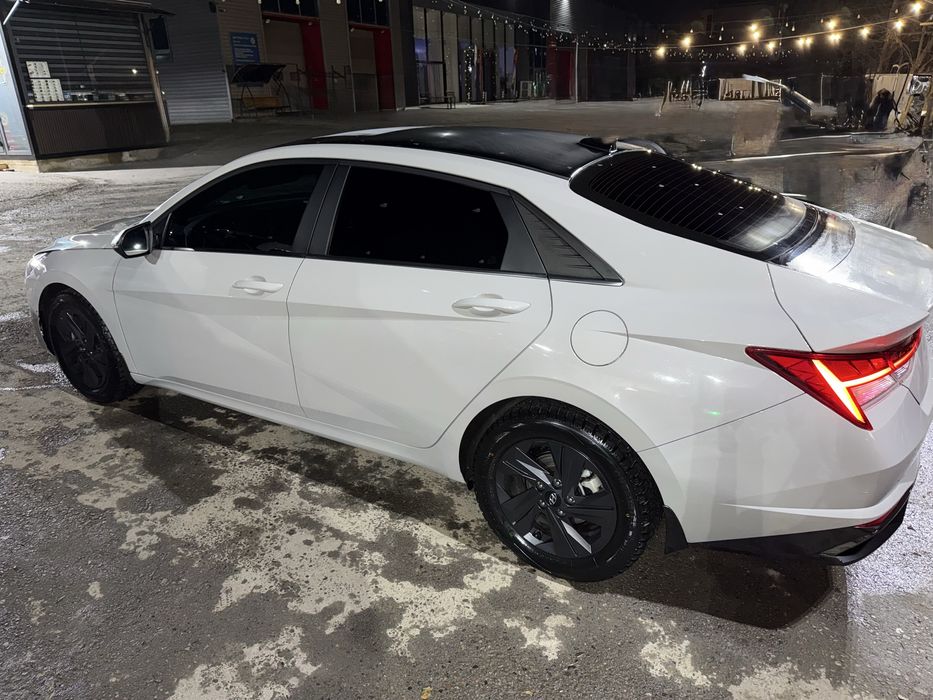 Hyundai Elantra cn7 2022