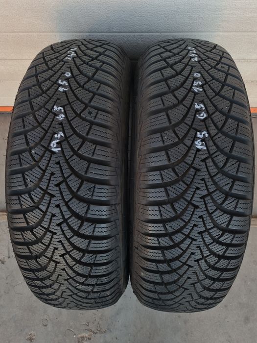Зимни гуми 2 броя GOODYEAR UltraGrip9+ 195 65 R15 дот 2420