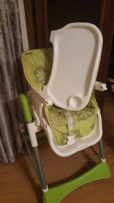 Продам детский столик.