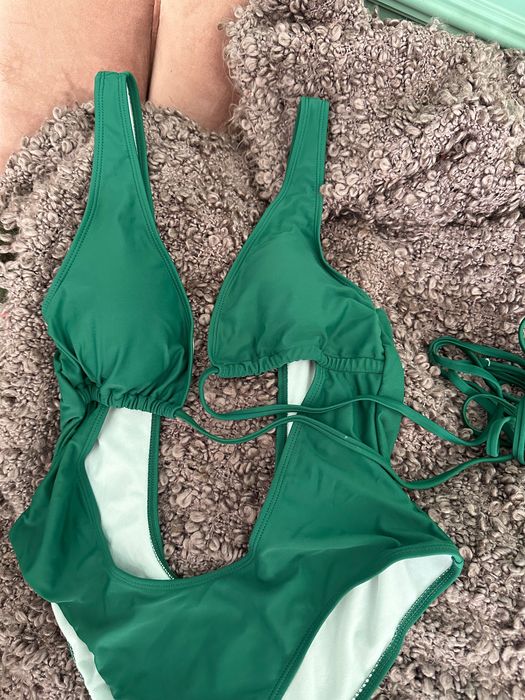Costume de baie.