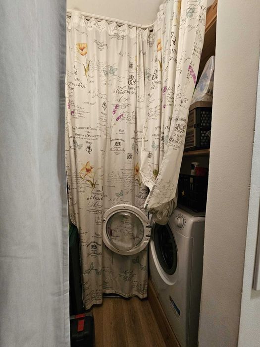 Vand apartament 3 camere