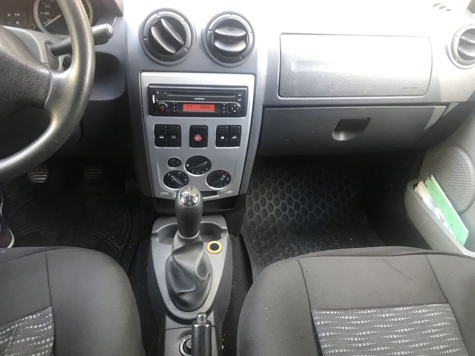 Logan 2008 1.4 benzina