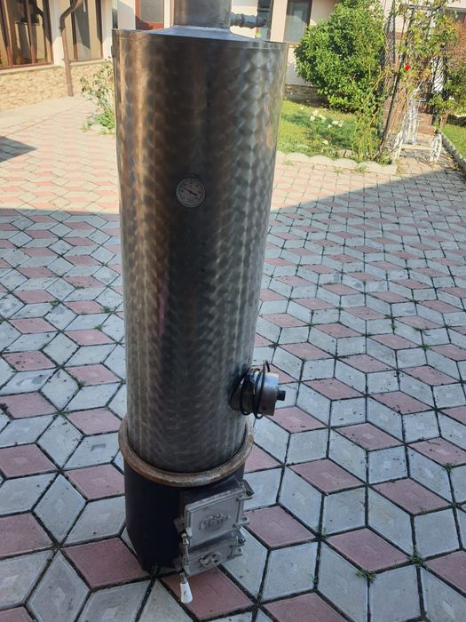 Boiler pe lemne perfect funcțional