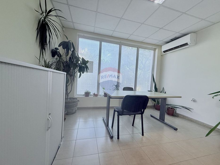 Търговско помещение на удобна локация за продажба , кв.Виница гр.Варн