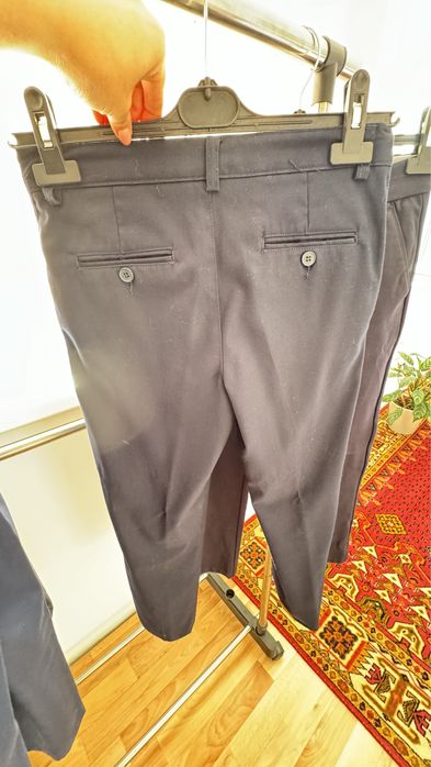 Продам школьные брюки