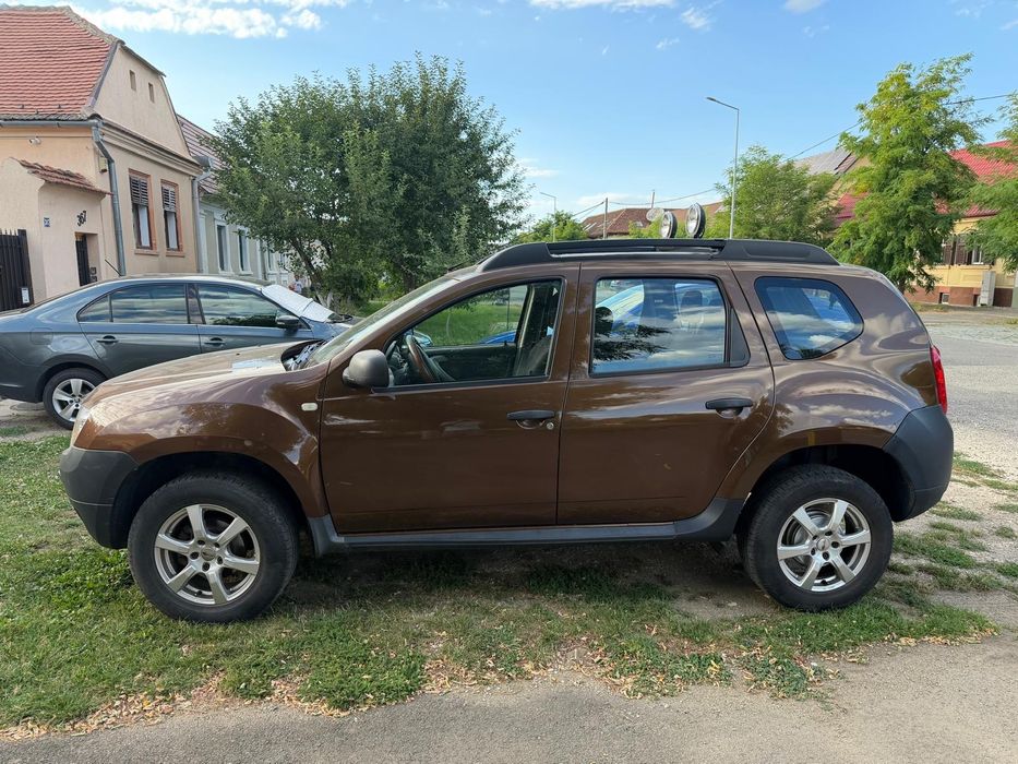 Dacia Duster 1.6 benzina