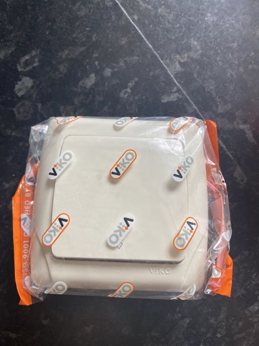 Продам выключатели, розетки