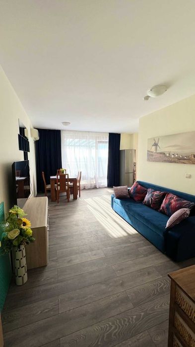 Дава се под наем Двустаен апартамент в Свети Влас - 75 кв.м за 1785 € - Снимка #1