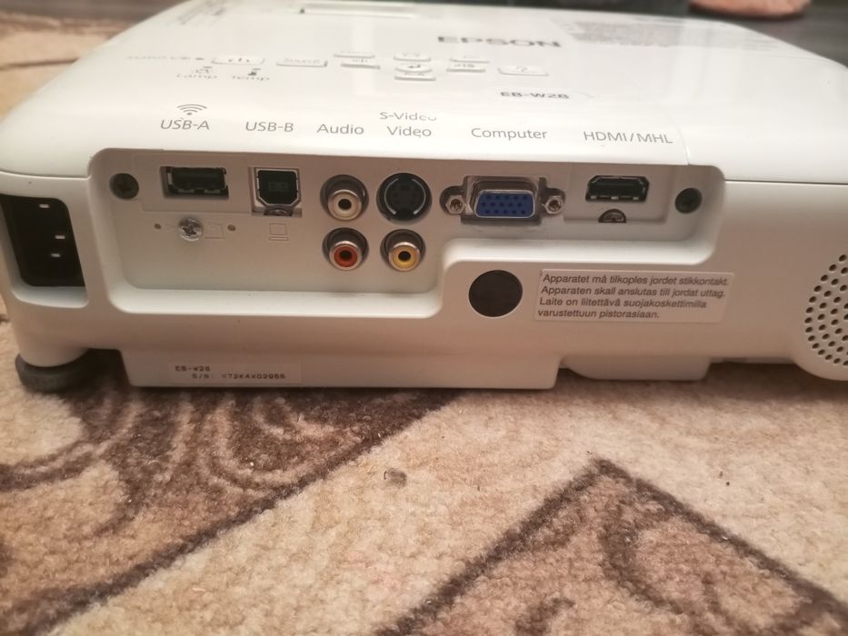 Проектор Epson HDMI VGA