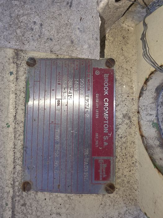 Motor Brook  Crompton 200kw