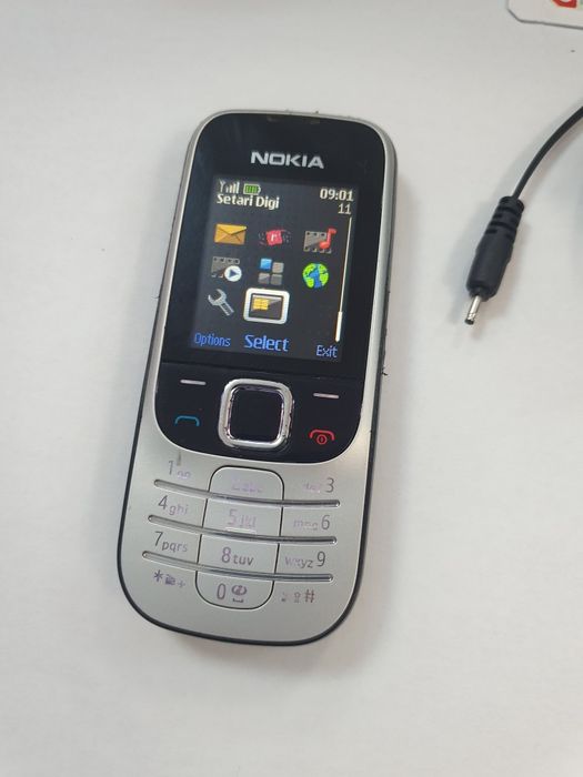 telefon Nokia 2330 c2 classic taste  butoane perfect functional necodat