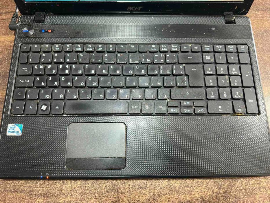 Продавам лаптоп Acer Aspire 5736Z
