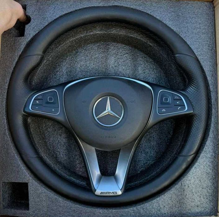 Оригинален AMG волан Mercedes, кожен, мултифункционален