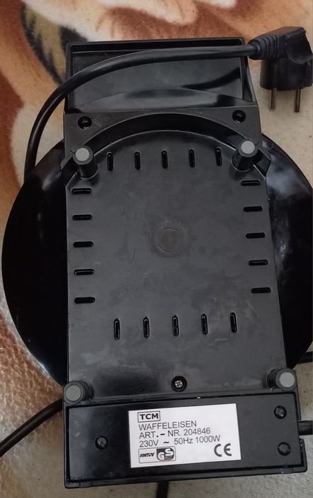 Aparat de vafe electric